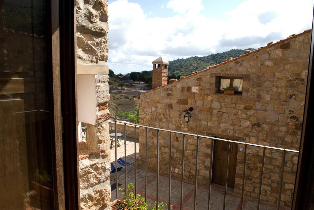 Masseria Rocca Di Gonato Castelbuono  Kamer foto